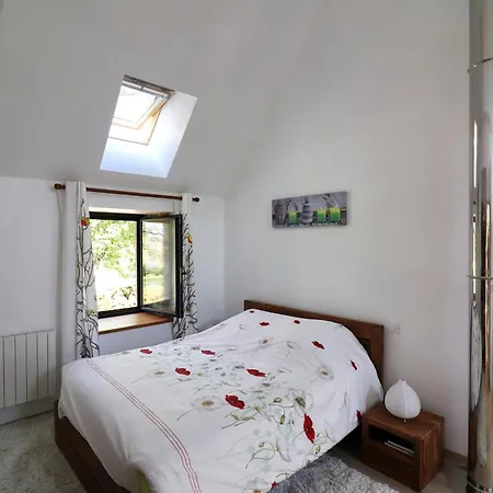 Maison Confortable A Avec Grand Jardin, Ideale Pour Familles. Thegra