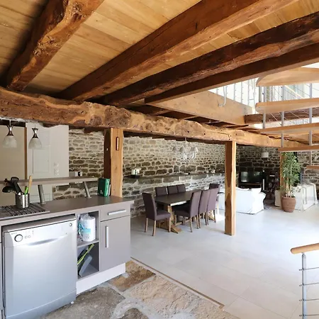 Maison Confortable A Avec Grand Jardin, Ideale Pour Familles. Thegra